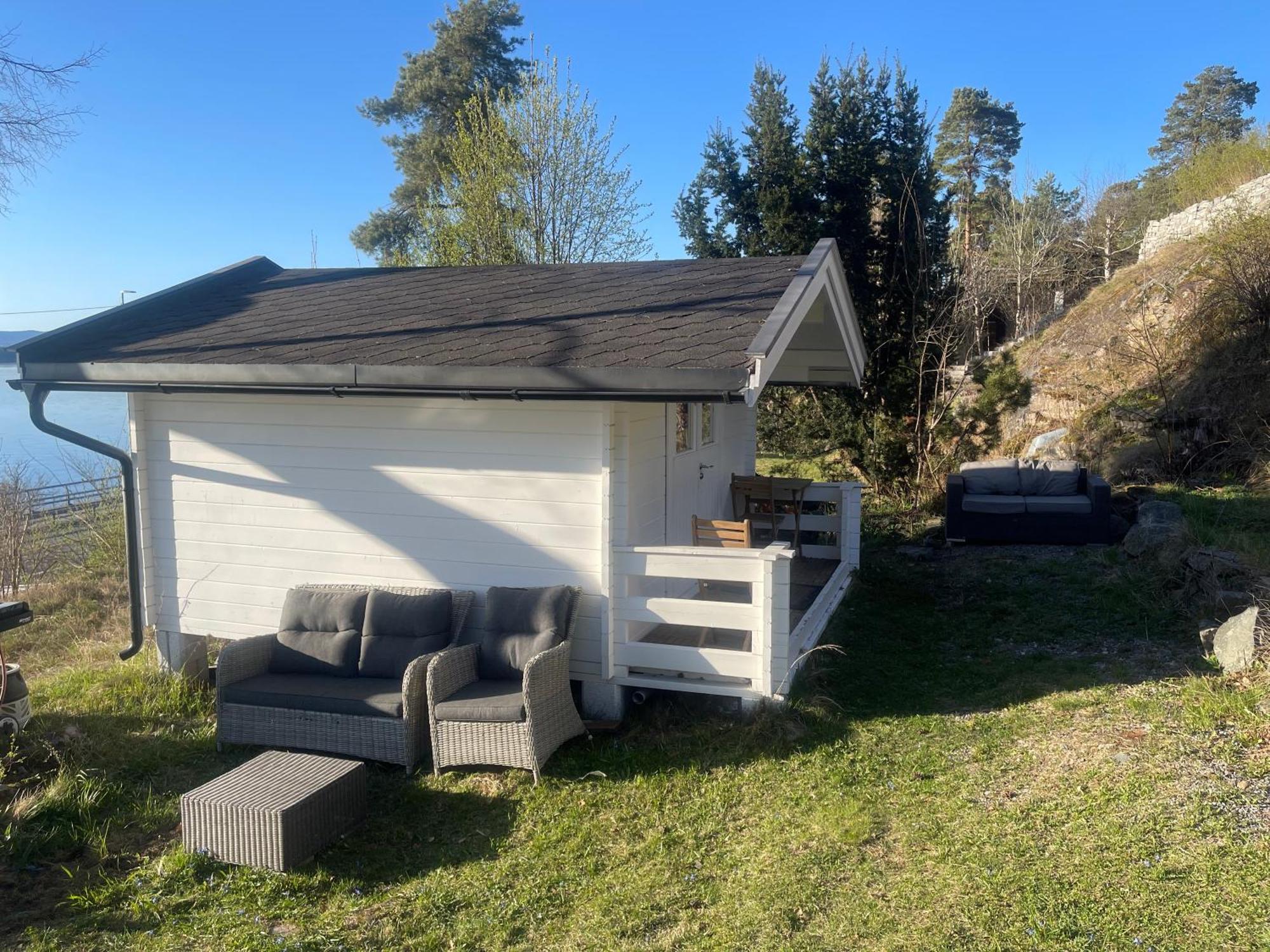 Nice Apartment With1 Bedroom Separate Living Room With A Sofa Bed And A Tiny Kitchen A Bathroom Located In Nordstrand Near By The Sea For 3 Guests With A Garden And Grill 5 Extra Guests With Extra Cost In The Cabin With Sea View Just Outside The Apar Oslo Exteriör bild